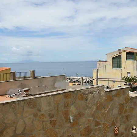 La Casa Sulla Scogliera